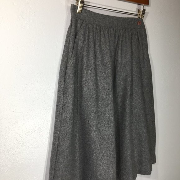 Vintage 70's Grey Minimalist Skirt, Retro Causal Work Skirt, Boho Hippie Office - Picture 5 of 10